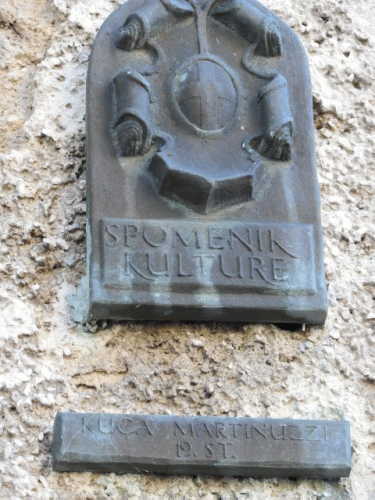 Foto Geburtshaus von Giuseppina Martinuzzi Labin: Inschrift 4