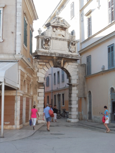 Photo Rovinj: The gate of the historic city