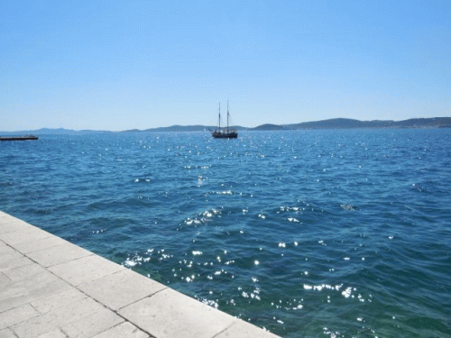 Foto Zadar: Blick zu den Inseln