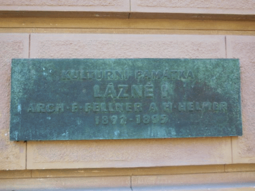 Foto Karlovy Vary: Inschrift am Kaiserbad