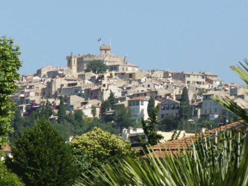 Photo: the medieval centre of Cagnes-sur-Mer