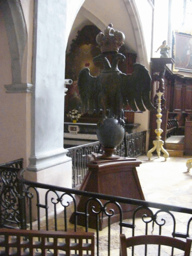 Foto Kirche Orgelet: Doppelkopfadler