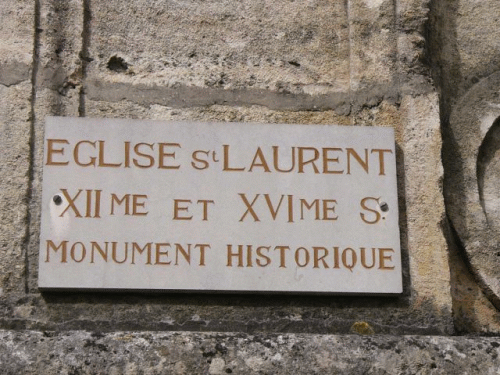 Foto Ornans: Inschrift Eglise Saint-Laurent