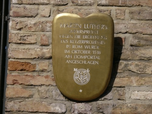 Foto Augsburg Domgelnde: Luther-Inschrift