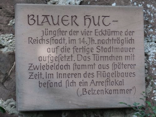 Foto Eberbach: Inschrift Blauer Hut