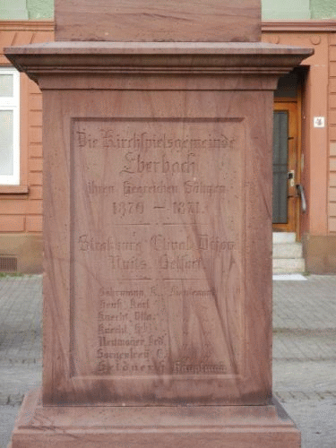 Foto Eberbach: Inschrift Kriegerdenkmal 1871/72