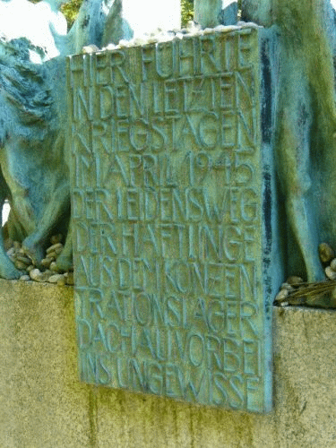 Foto: Grnwald Todesmarschdenkmal Inschrift 1