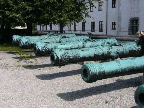 Photo Ingolstadt: alignment of cannon barrels