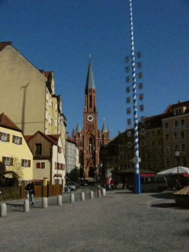 Foto Mnchen Wiener Platz: Blick zurck ber den Wiener Platz