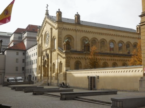Foto Monaco di Baviera: Chiesa di Corte di Tutti i Santi di Tutti i Santi, vista laterale