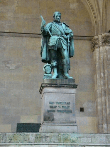 Foto Feldherrnhalle Monaco di Baviera, statua a sinistra