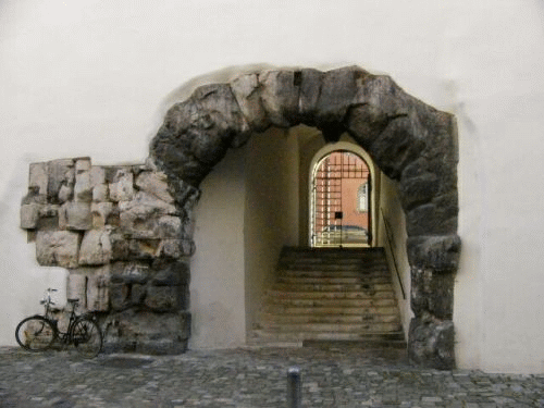 Foto Regensburg: Durchgang der Porta Praetoria