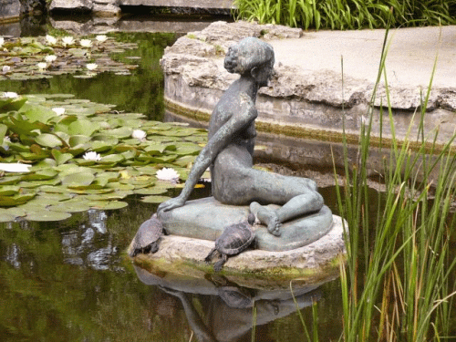 Foto Budapest Margit japanischer Garten: Seejungfrau