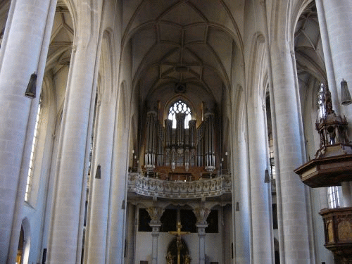 Foto Ingolstadt: Groe Orgel und Kanzel des Liebfrauenmnsters
