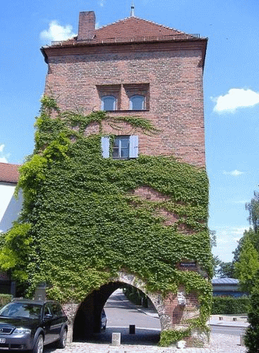 Foto Ingolstadt: Mnzbergtor from outside the city