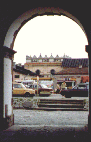 Photo Zamosc: marketplace and former synagogue